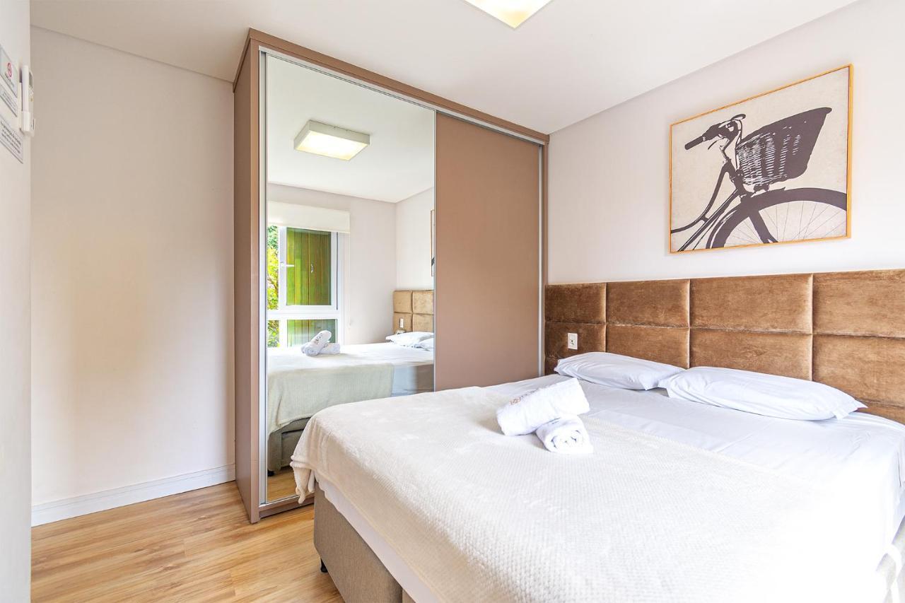 Rosa Apartamento Luxo No Centro Gramado Apartment Екстериор снимка