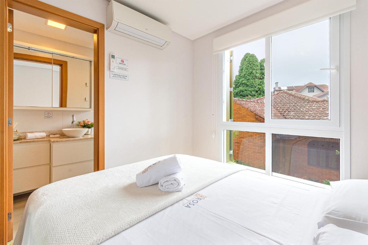 Rosa Apartamento Luxo No Centro Gramado Apartment Екстериор снимка