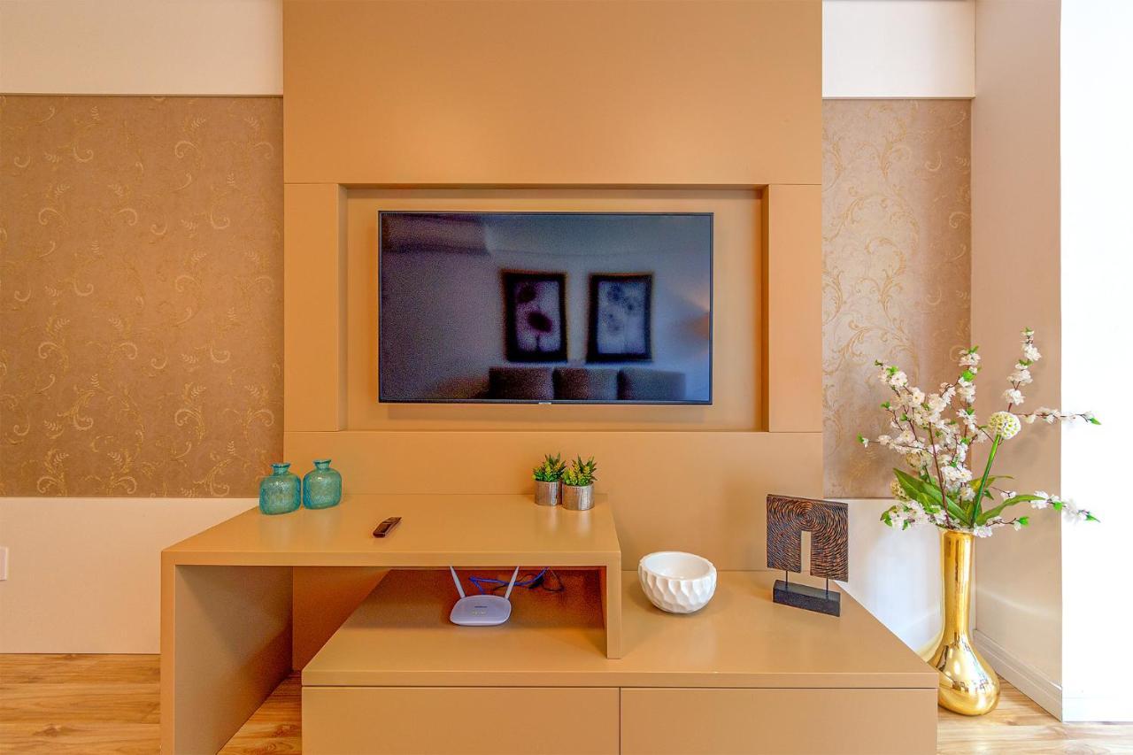 Rosa Apartamento Luxo No Centro Gramado Apartment Екстериор снимка